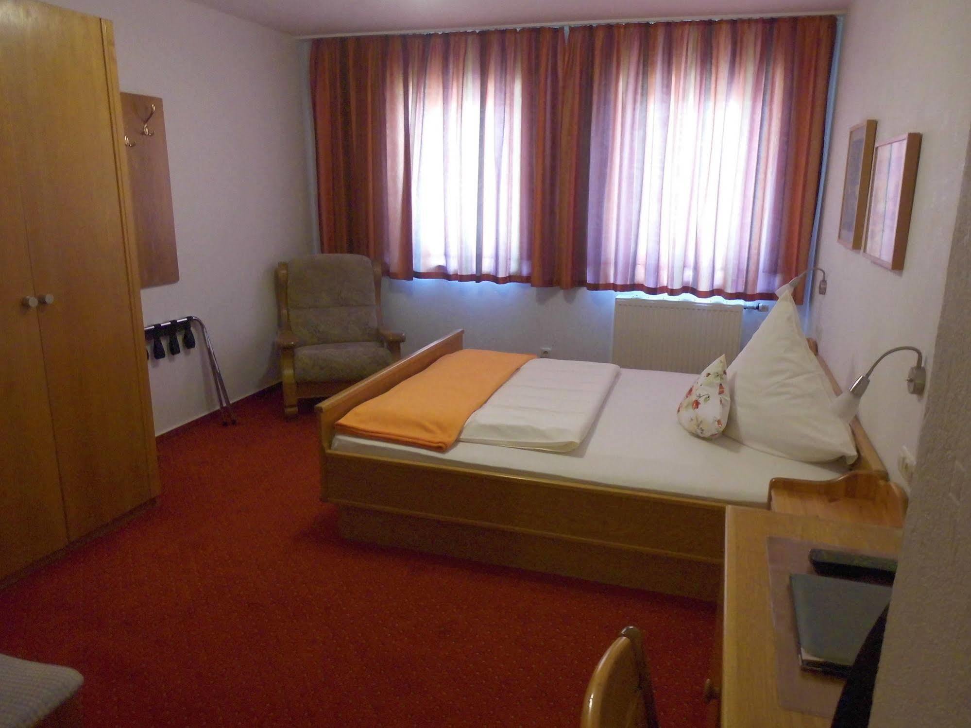 Hotel Schoos Fleringen ภายนอก รูปภาพ
