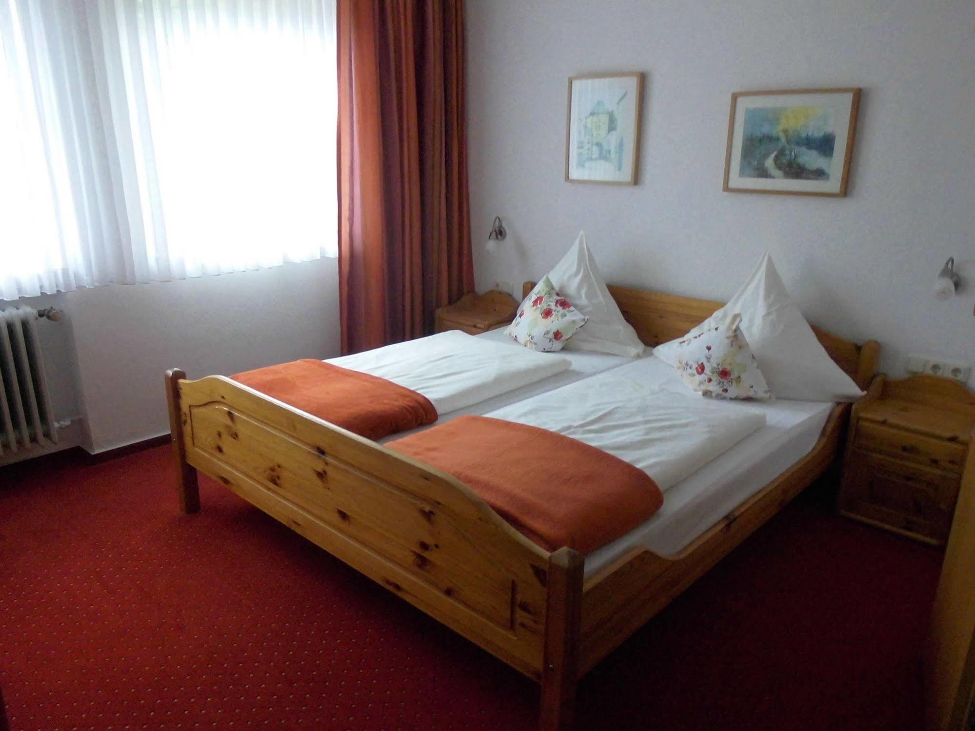 Hotel Schoos Fleringen ภายนอก รูปภาพ