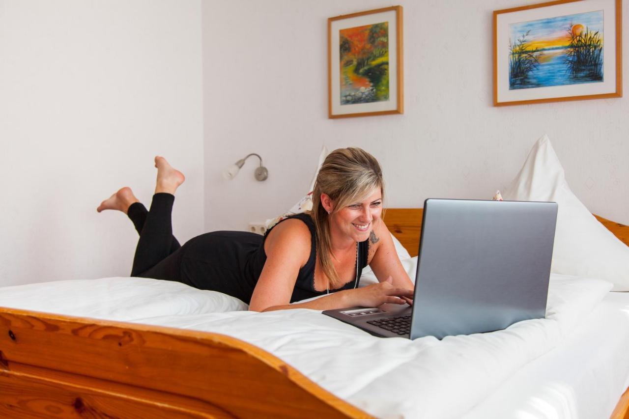Hotel Schoos Fleringen ภายนอก รูปภาพ